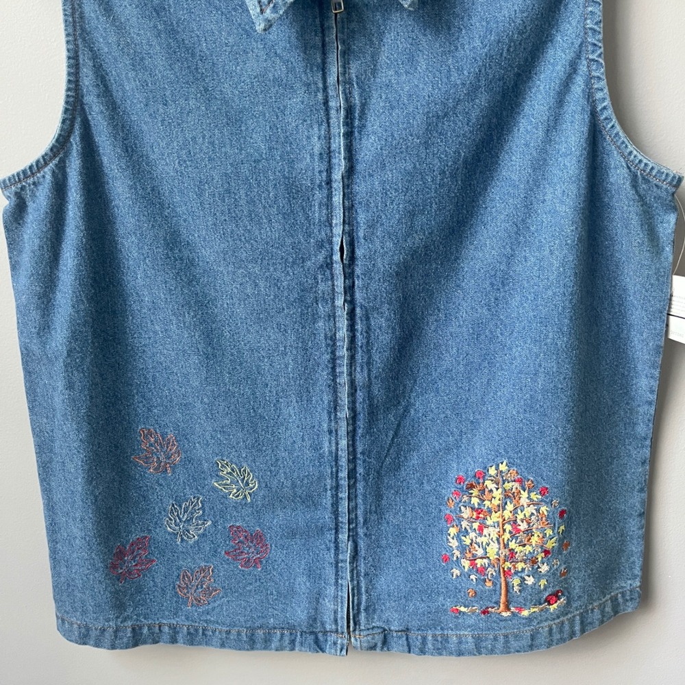 Vintage‎ Vest Top Women's Medium New NWT Blue Denim Tree Leaves Embrodiery Fall - Picture 6 of 6
